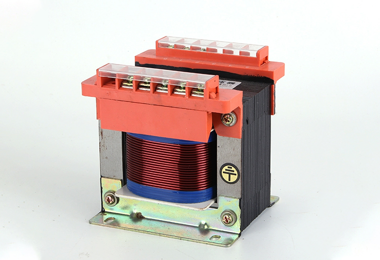 110V Small Business and Charger Use Single-Phase Transformer